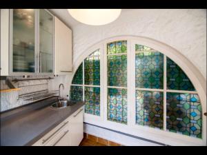 Η κουζίνα ή μικρή κουζίνα στο Holiday home Anexa +15 φωτογραφίες