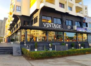 een gebouw met bij Appart malabata in Tanger +9 foto's