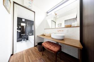 Vannituba majutusasutuses アンティークス岐阜駅東