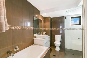 Koupelna v ubytování Hillview Unit 5 + 11 fotografií