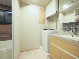HIYORI Stay Kyoto Kamogawa的一间浴室