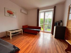 Apartamenty i Pokoje Tornado的休息区