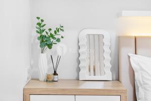 Ein Bett oder Betten in einem Zimmer der Unterkunft Mukava by Kozystay - Grogol