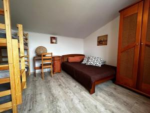 Apartamenty i Pokoje Tornado的休息区
