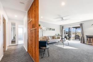 Χώρος καθιστικού στο Mountain View - Nelson Holiday Home