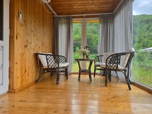 Fotografie z fotogalerie ubytování Dariani Cottage v destinaci Oni
