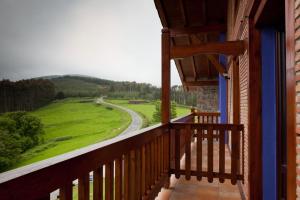 Un balcón o terraza de Hotel-Apartamento Rural Atxurra