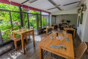 Restaurace v ubytování Le Rive Sud