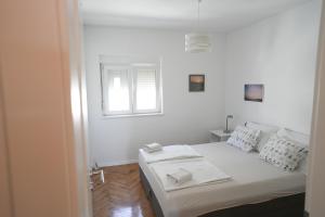 Galeriebild der Unterkunft Sunset Dreams - 5min Beach walk in Trogir