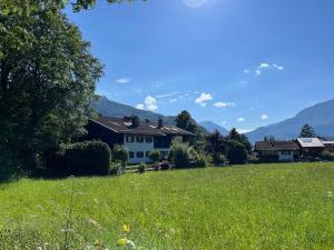 Naturlandskabet i nærheden af lejligheden + 20 billeder