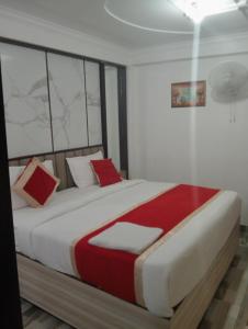 Postel nebo postele na pokoji v ubytování Hotel Clink New Delhi Airport
