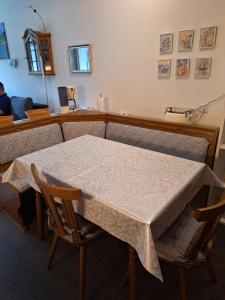 Posezení v ubytování Ferienwohnung Pirkl