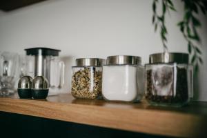 Gallery image of Best Place Near City Center and Batu Bolong Beach! - It's A 3BDR Villa with Private Pool in Canggu +8 photos