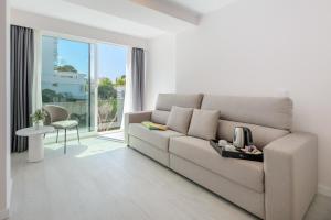 Posezení v ubytování Hotel Vibra Palma Cactus
