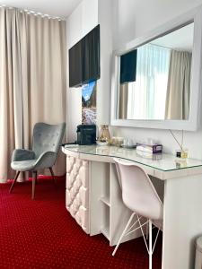 Afbeelding uit fotogalerij van ROYAL PARK Complex in Bascov