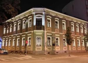 Το κτήριο όπου στεγάζεται  το διαμέρισμα