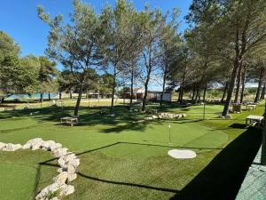 Zahrada ubytování Camping Vransko jezero - Crkvine + 25 fotografií