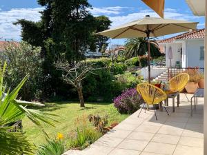 Κήπος έξω από το Belle maison grand jardin proche Côte des Basques