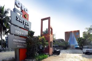 Fotografie z fotogalerie ubytování Super Collection O Satyan Inn v destinaci Širdi