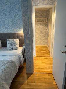 Katil atau katil-katil dalam bilik di Nautic Hotell