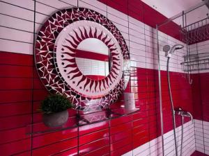 O baie la Vila luminoasa cu curte privată