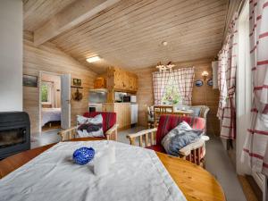 Kuchyň nebo kuchyňský kout v ubytování Holiday Home Granlien by Interhome