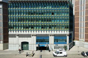 Το κτήριο όπου στεγάζεται  το διαμέρισμα