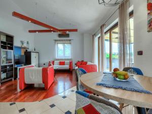 Kuchyňa alebo kuchynka v ubytovaní Holiday Home Starci by Interhome