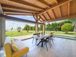 Zahrada ubytování Chalet La Spiaggia by Interhome
