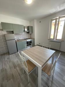 Η κουζίνα ή μικρή κουζίνα στο Appartamento sul Cammino di San Francesco