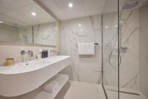 Koupelna v ubytování WestCord Art Hotel Amsterdam 4 stars