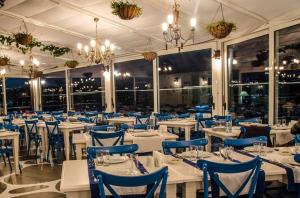 Restaurace v ubytování Akol Hotel