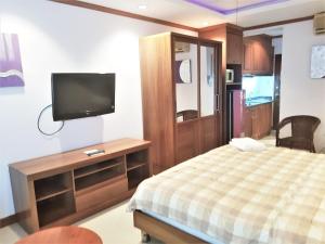 TV a/nebo společenská místnost v ubytování SeaView Floor 11 Jomtien Beach