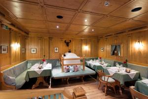 Część wypoczynkowa w obiekcie Defereggental Hotel & Resort