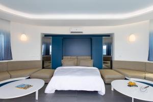 Χώρος καθιστικού στο Serenity Penthouse - The Pinnacle of Luxury +49 φωτογραφίες