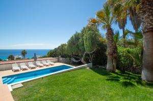 Bazén v ubytování Villa Belinda by Sonne Villas nebo v jeho okolí