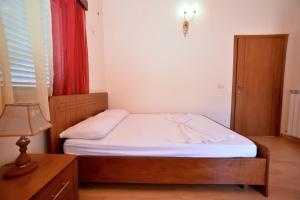 ヴロラにあるCountryside houseのギャラリーの写真