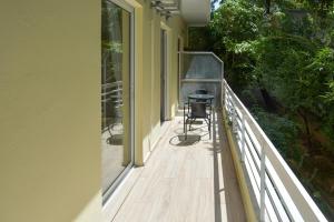 Fotografie z fotogalerie ubytování Apartment in Alimos v Aténách