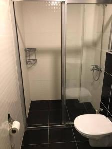 Koupelna v ubytování Hancı apart