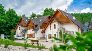 Budova, v ktorej sa apartmán nachádza