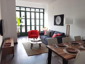 אזור ישיבה ב-Casa Luxe Suites Barcelona