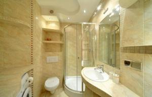 Kúpeľňa v ubytovaní VacationClub - Nadrzeczna 2B Apartament 10