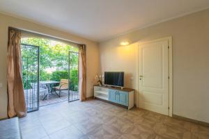 Μια τηλεόραση ή/και κέντρο ψυχαγωγίας στο Borgo Felciaione