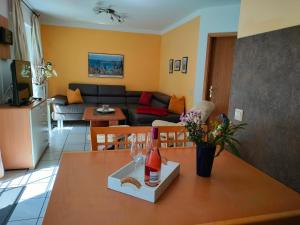 Nápoje v ubytování Ferienhaus Stille Liebe am Plauer See + 21 fotografií