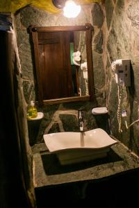 Un baño de Arrayan y Piedra