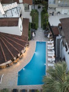 Bazén v ubytování Samel Hotel nebo v jeho okolí