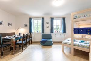 Postel nebo postele na pokoji v ubytování Apartmán "U nás doma" v chatě ALFA Černý Důl