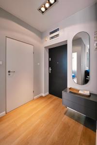 Zdjęcie z galerii obiektu Wielopole17 Max Apartment with AC w Krakowie
