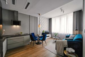 Część wypoczynkowa w obiekcie Wielopole17 Max Apartment with AC