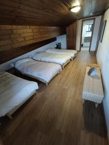 Postel nebo postele na pokoji v ubytování Auberge de l'Ours